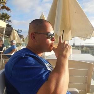 Meet your Posher, Robert